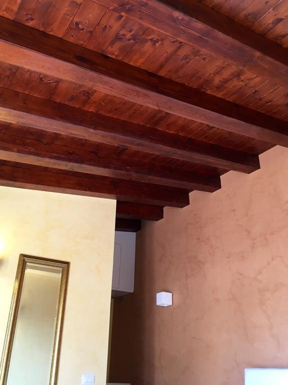 Palazzo Eliss Bed and Breakfast Margherita Di Savoia Δωμάτιο φωτογραφία