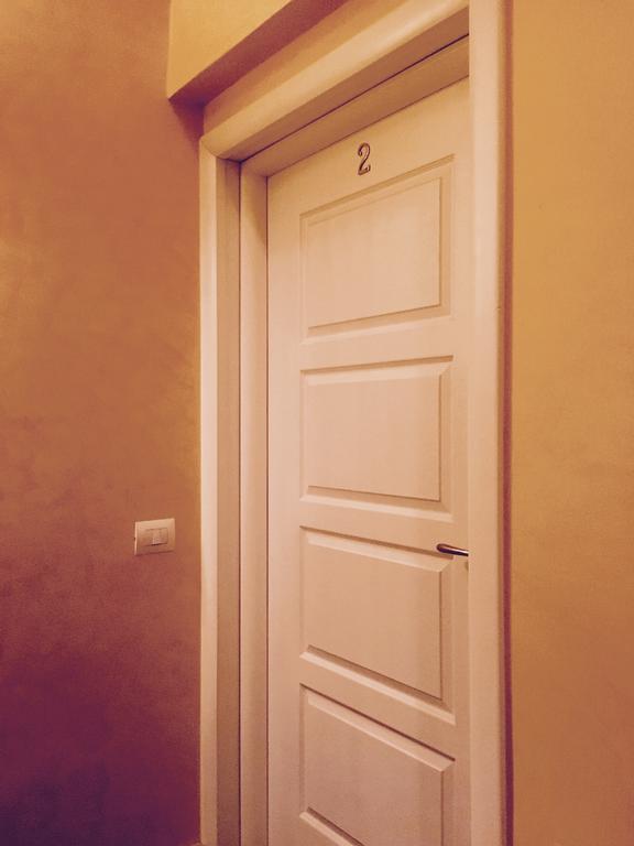 Palazzo Eliss Bed and Breakfast Margherita Di Savoia Δωμάτιο φωτογραφία