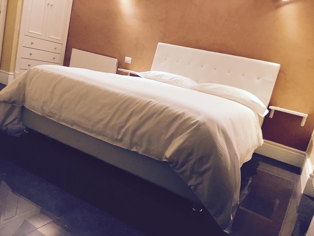 Palazzo Eliss Bed and Breakfast Margherita Di Savoia Εξωτερικό φωτογραφία